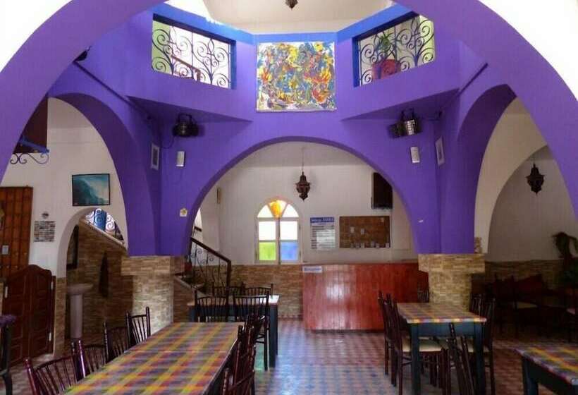 פונדק Auberge Tasra