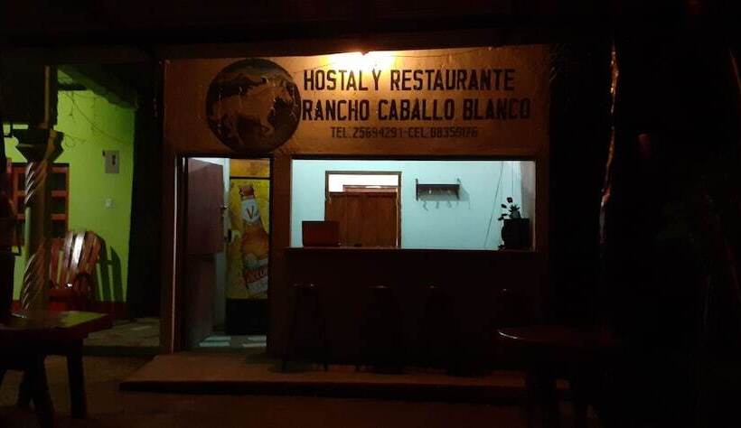 Hostal  Caballo Blanco