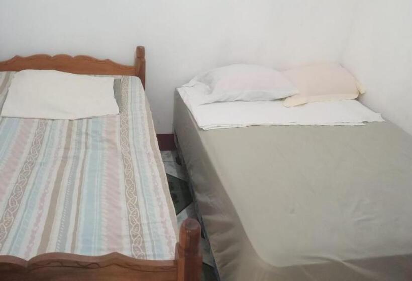 Hostal  Caballo Blanco