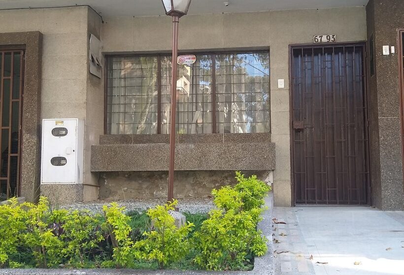 Hostal Canaan Hostel