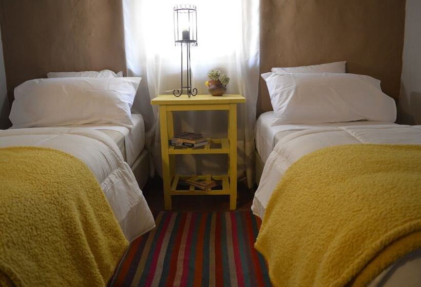 簡易ホテル Posada Tika