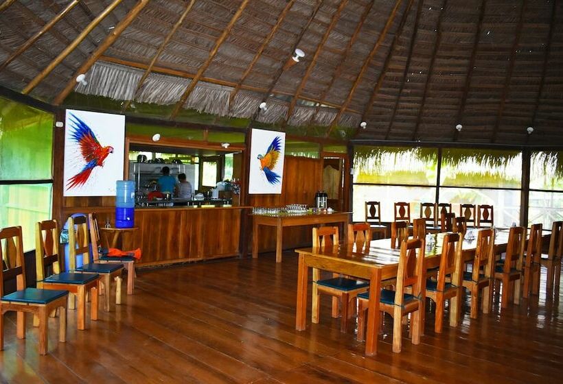 هتل Amazon Lodge Adventures