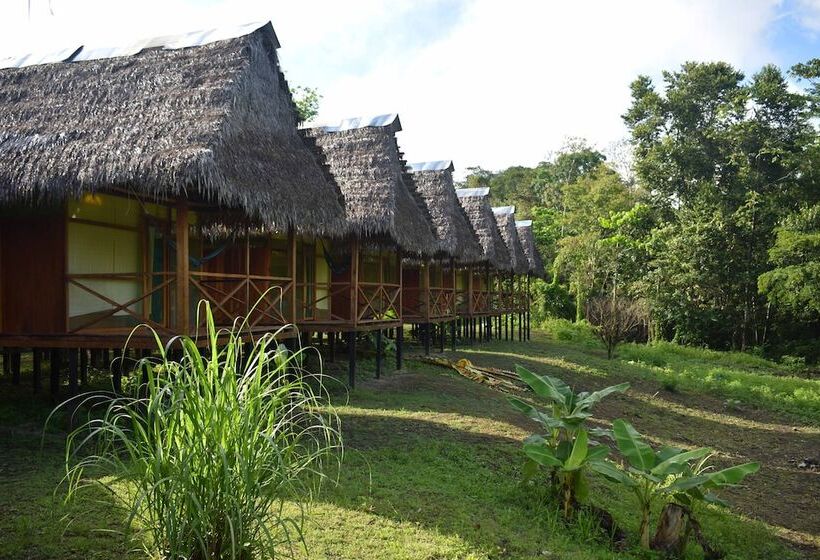 هتل Amazon Lodge Adventures