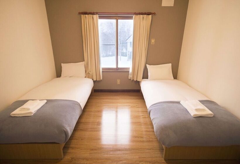 فندق Annupuri Mountain View Lodge