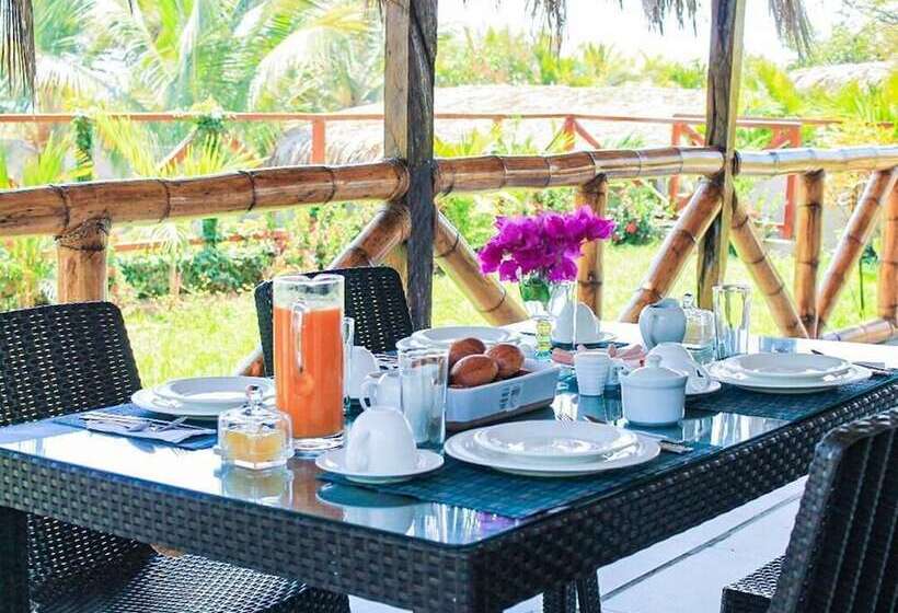 هتل Aquamare Bungalows