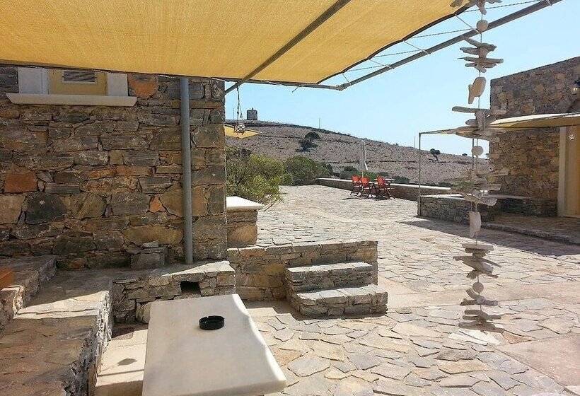 בית מלון כפרי Archipelagos Boutique