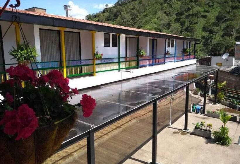 酒店 Arrayanal Mistrato