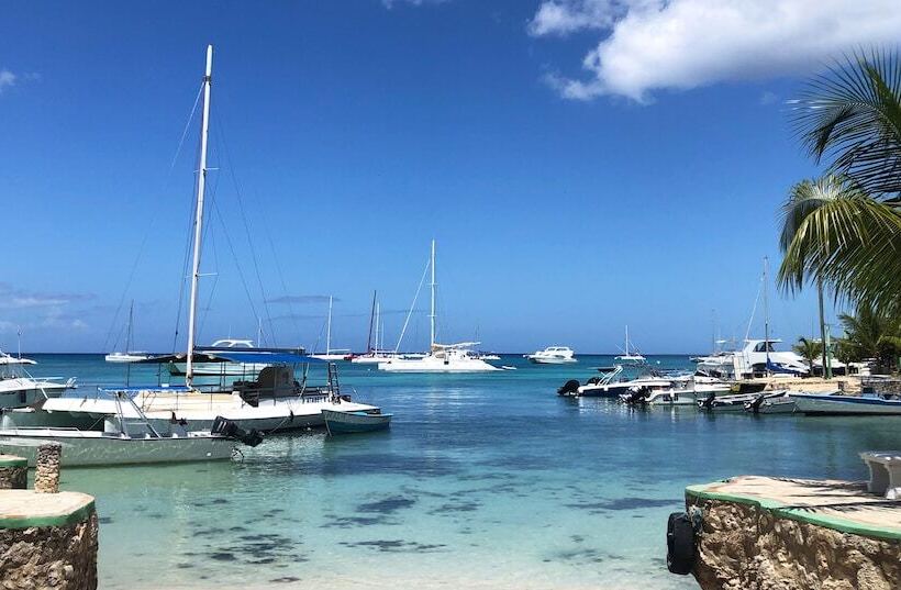 בית מלון כפרי Bayahibe Village