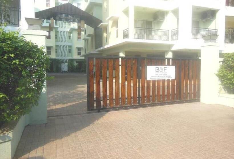 ホテル B&f Kensington Square