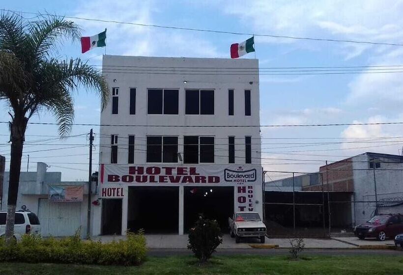 酒店 Boulevard Maravatio