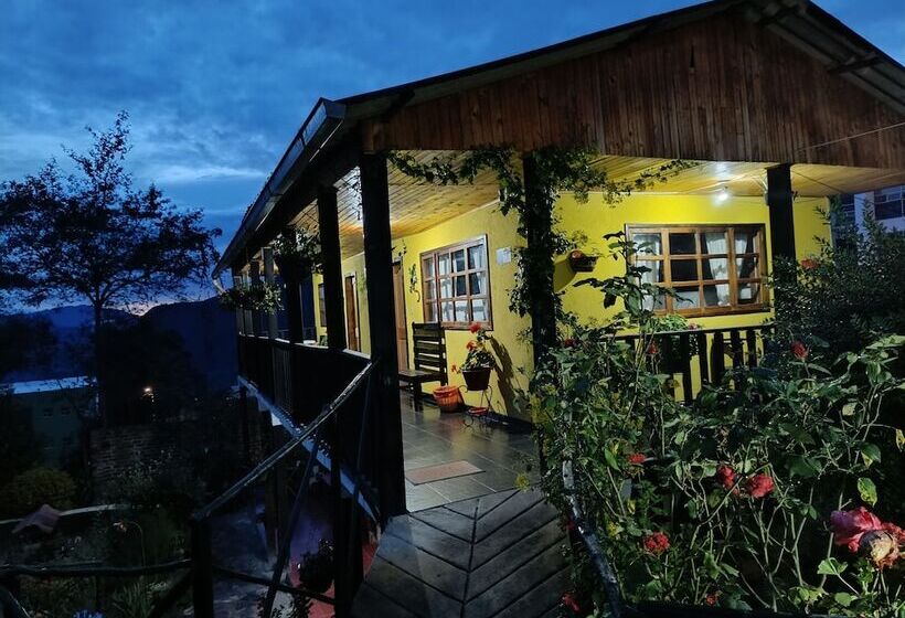 בית מלון כפרי Brisas Del Nevado