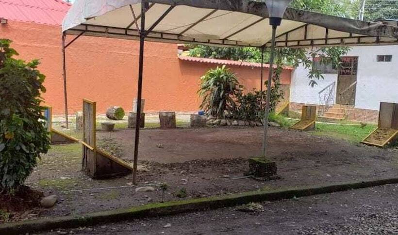 فندق Cabañas El Samán