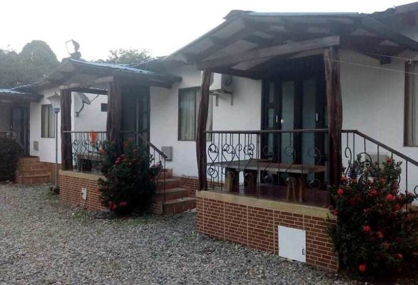 فندق Cabañas El Samán