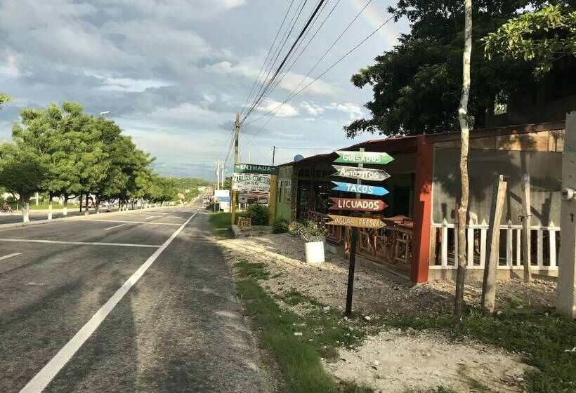 هتل Cabañas Y Comedor Don Deme