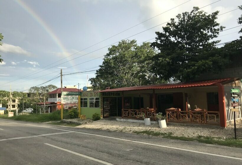 هتل Cabañas Y Comedor Don Deme