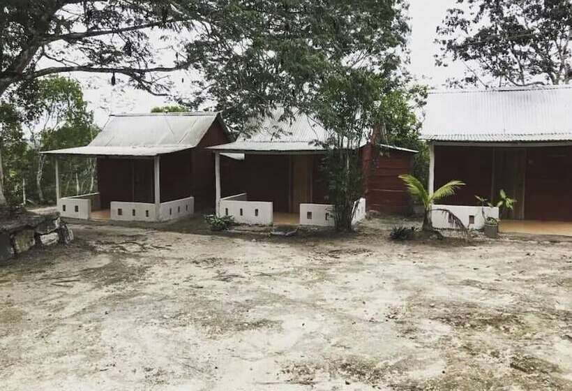 هتل Cabañas Y Comedor Don Deme