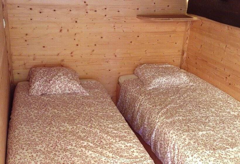 בית מלון כפרי Camping La Cascade De Venosc