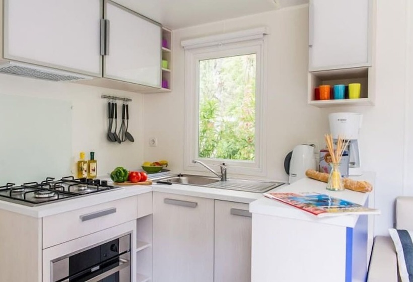 בית מלון כפרי Camping Le Mouretou