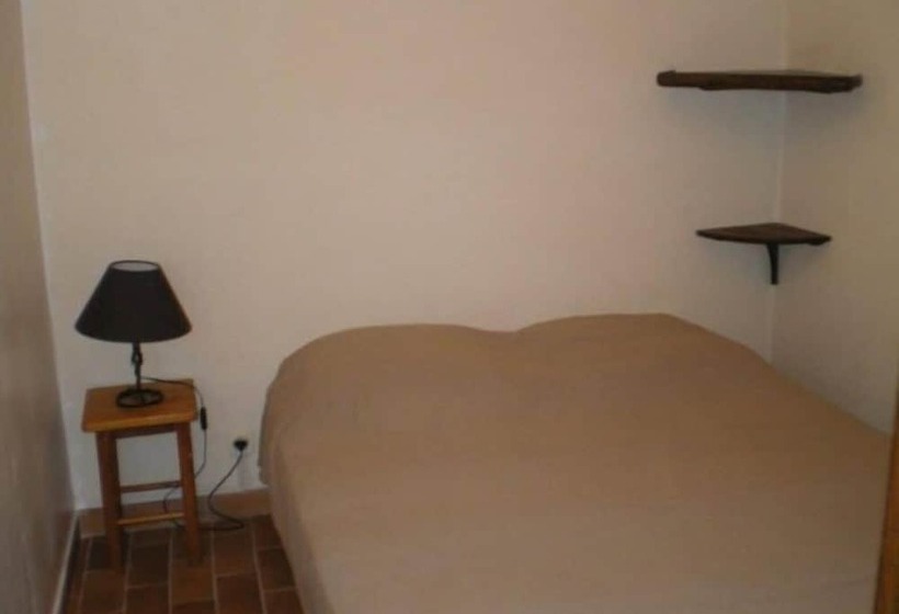 בית מלון כפרי Camping Le Mouretou