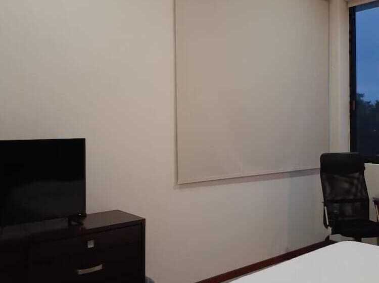 Отель Candelero