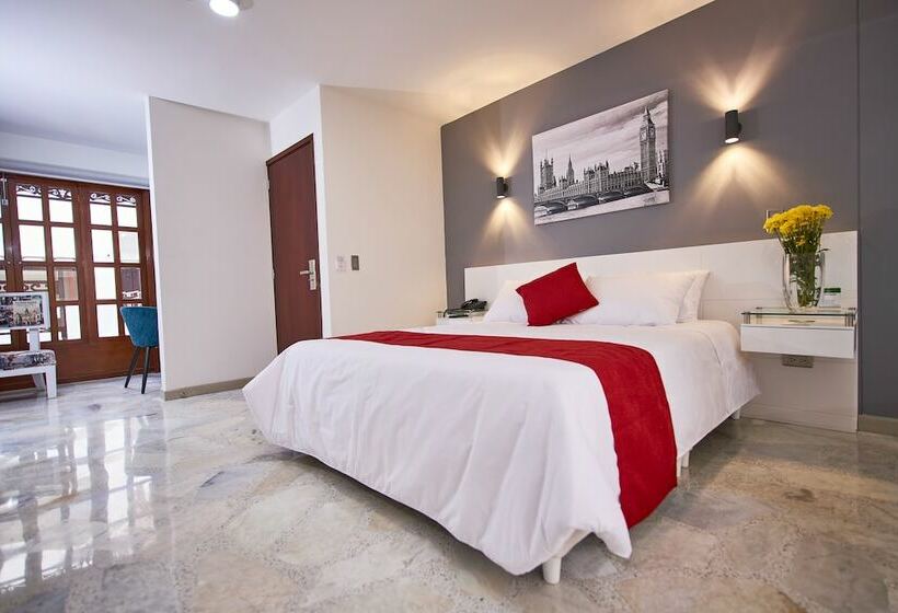 هتل Casa Esmeralda