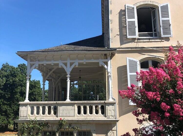 ホテル Chateau Vary