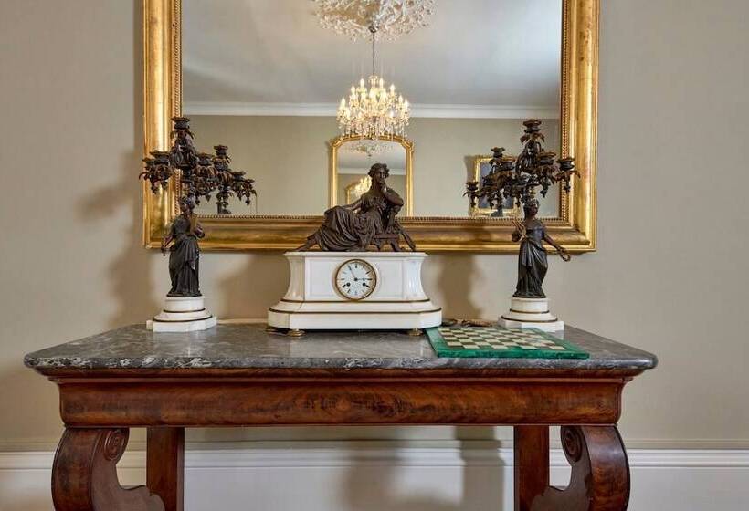 ホテル Chateau Vary