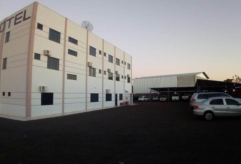 酒店 Conforto Plaza