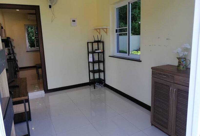 Отель Elysian Koh Chang Bungalows And Pool Villa