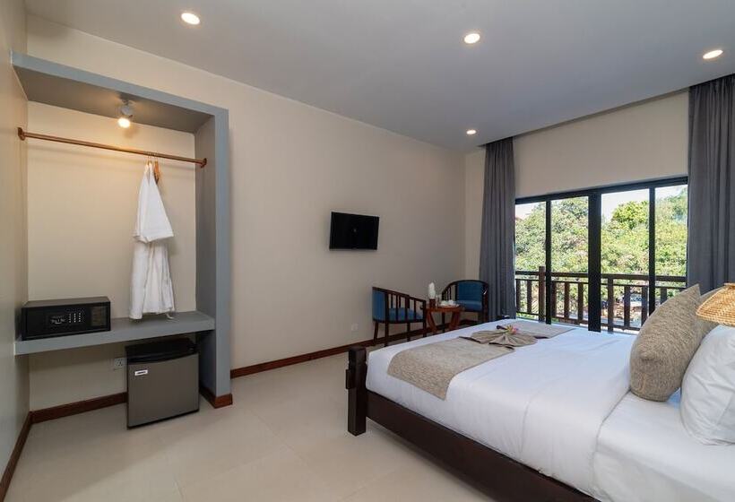 호텔 Family Wooden Boutique