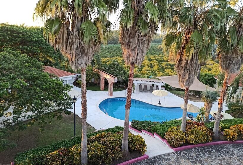 فندق Finca Garullo