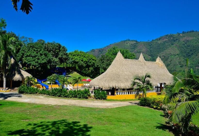 ホテル Hacienda La Bonita