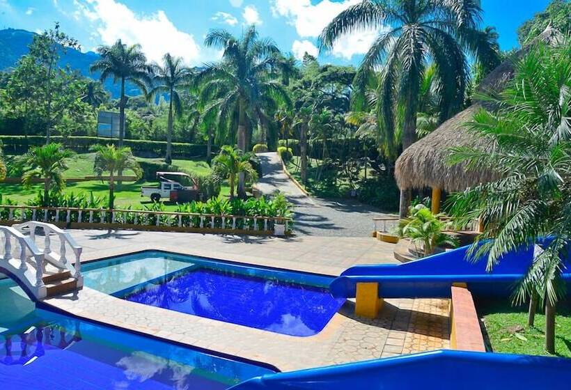 ホテル Hacienda La Bonita