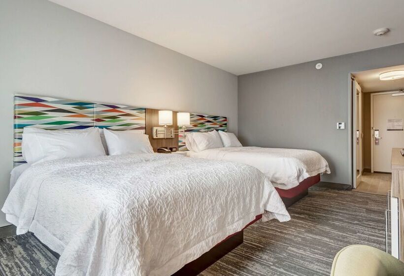 فندق Hampton Inn