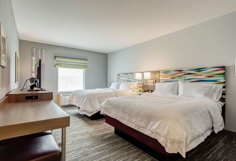 فندق Hampton Inn