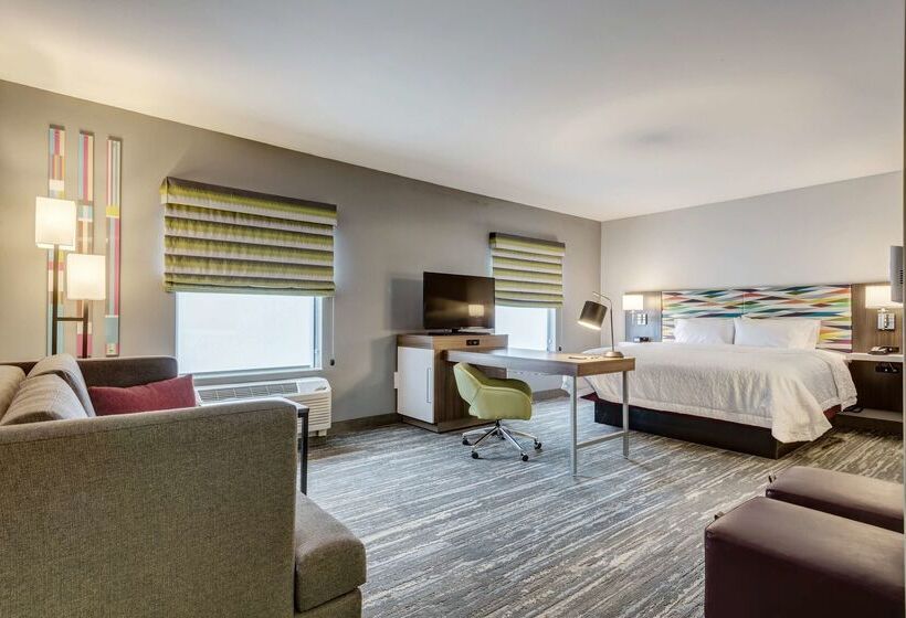 فندق Hampton Inn