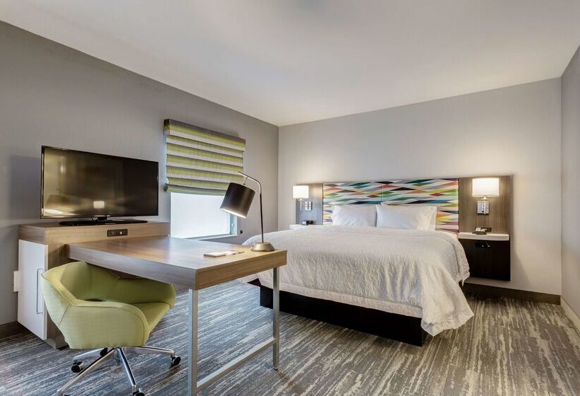 فندق Hampton Inn