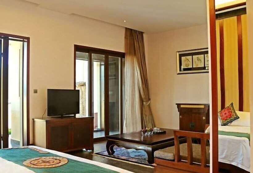 فندق High Mountain Resort   Deqin