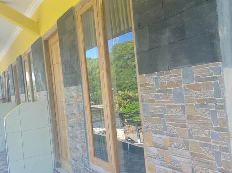 בית מלון כפרי Homestay Baronsari