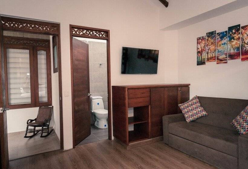 Отель Hospedería Flor De La Villa Real