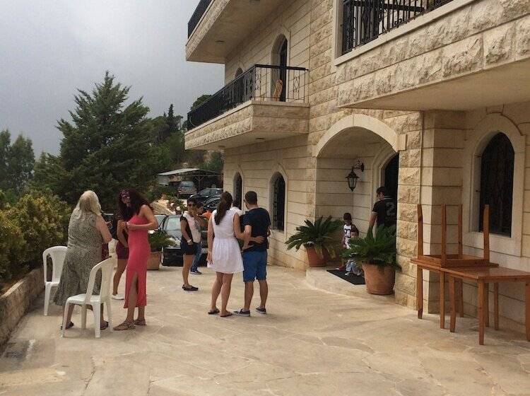 Отель Hôtel La Bastide Deir El Qamar