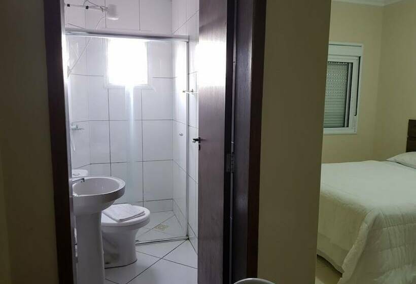 בית מלון כפרי Imbau Palace