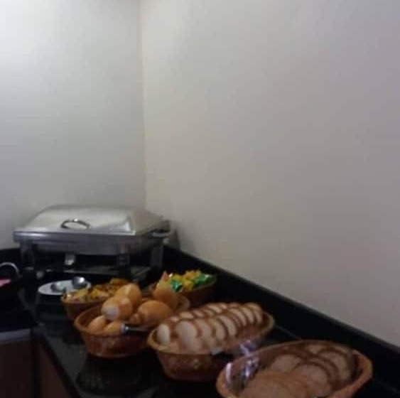 בית מלון כפרי Imbau Palace