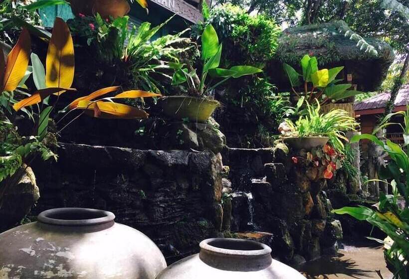 Kamayan Sa Palaisdaan Hotel And Resort