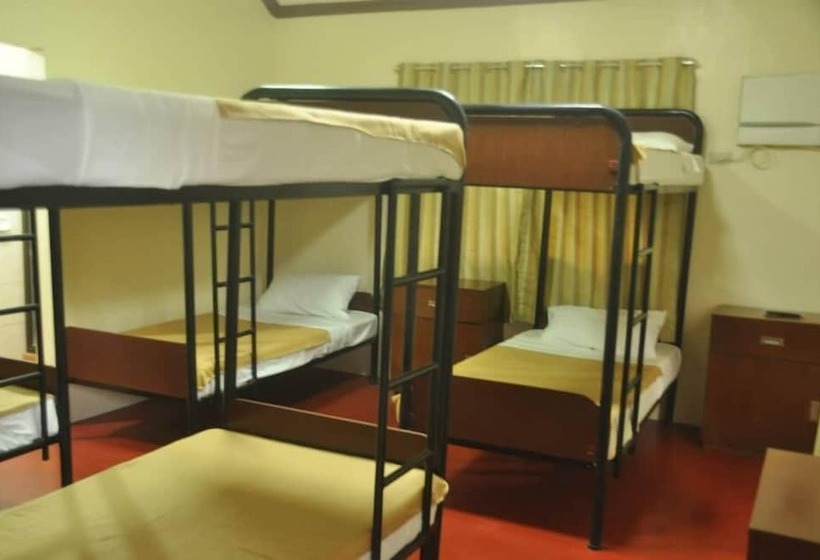 Kamayan Sa Palaisdaan Hotel And Resort