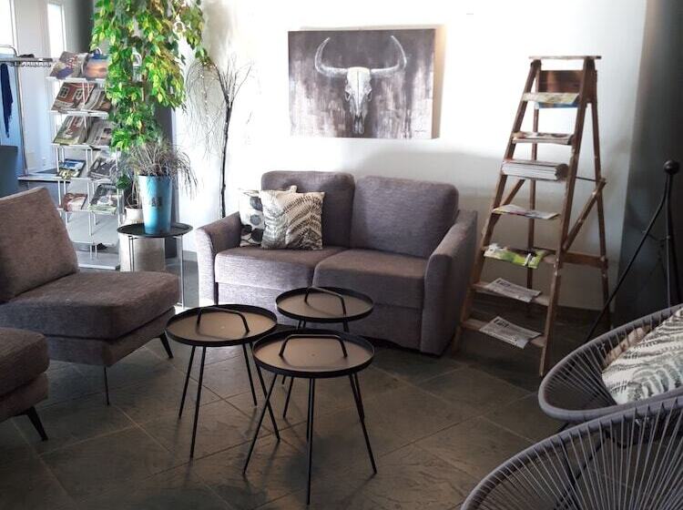 فندق Li Kaustinen