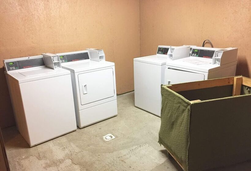 فندق Liberty Inn