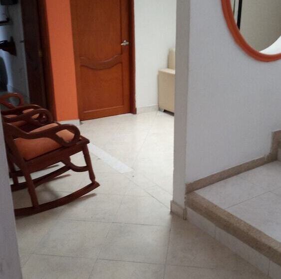 בית מלון כפרי Mary Plaza