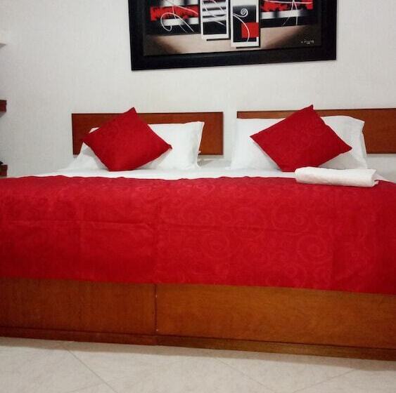 בית מלון כפרי Mary Plaza