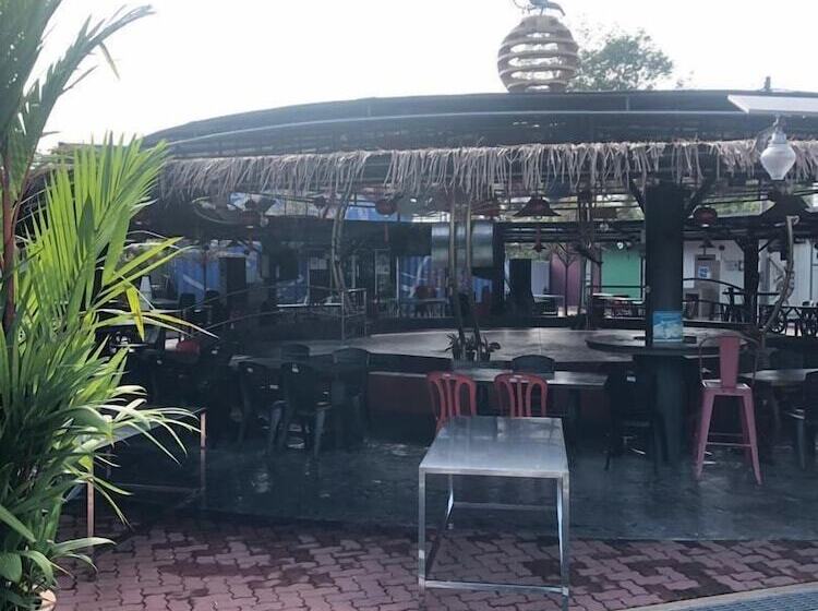 בית מלון כפרי Myprawn Village